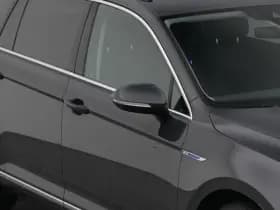 Volkswagen Passat thumbnail 23