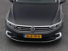 Volkswagen Passat thumbnail 30