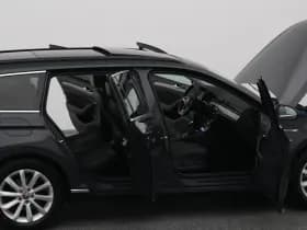Volkswagen Passat thumbnail 34