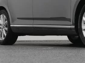 Volkswagen Passat thumbnail 38