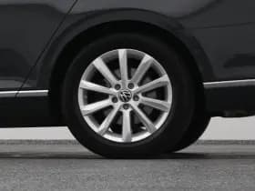 Volkswagen Passat thumbnail 40