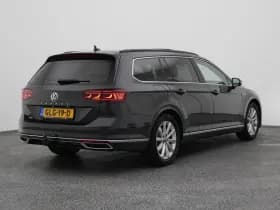 Volkswagen Passat thumbnail 6