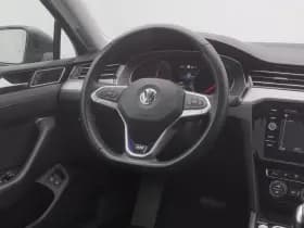 Volkswagen Passat thumbnail 7