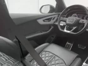 Audi Q8 thumbnail 11