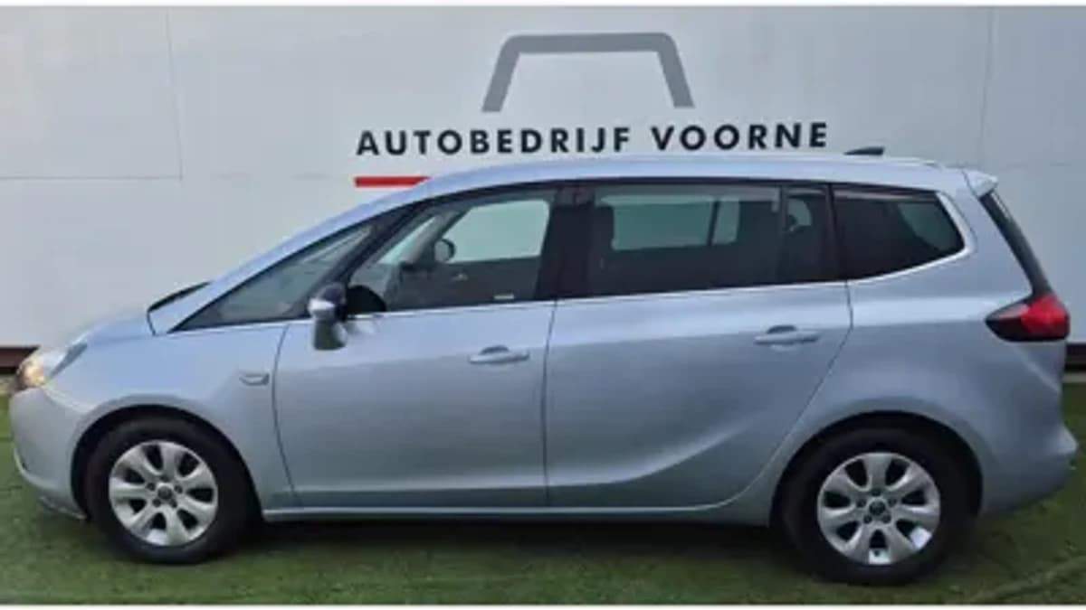 Opel Zafira Tourer 1.4 Turbo 140pk Business+ 7zitter — foto 1