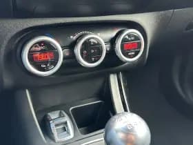 Alfa Romeo Giulietta 2.0 JTDm Distinctive | ECC | LMV | 6 maanden garantie thumbnail 21