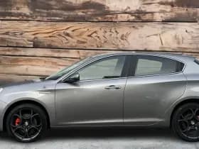 Alfa Romeo Giulietta 2.0 JTDm Distinctive | ECC | LMV | 6 maanden garantie thumbnail 4