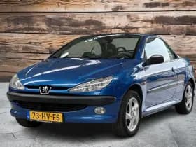 Peugeot 206 CC 1.6-16V | Let op de tekst | "zo mee" | GEEN APK | DAK WERKT NIET thumbnail 4