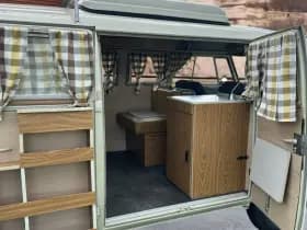 Volkswagen T1 | Westfalia camper | 1967 | SO42 | | Campmobile | Splitscreen | | Uitmuntende staat | Start, rijdt en schakelt perfect | thumbnail 12