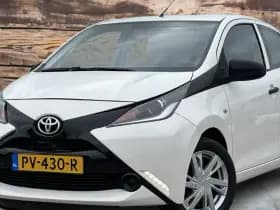 Toyota Aygo 1.0 VVT-i x-fun | NAP | NL Auto | Licht metalen velgen | Cruis | Airco | Bluetooth