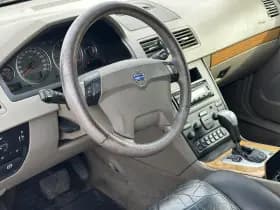 Volvo XC90 2.4 D5 164PK Automaat | Grijs kenteken thumbnail 9