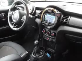 MINI Cooper 1.5 CHILI EDITION | NAVIGATIE | KEYLESS | LED | CRUISE | UNION JACK | APK 9-2027!! thumbnail 18