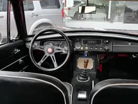 MG B type 1.8 GT OVERDRIVE | LEER | ORIGINEEL | EUROPESE UITVOERING | SUPER STAAT! thumbnail 17