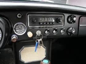 MG B type 1.8 GT OVERDRIVE | LEER | ORIGINEEL | EUROPESE UITVOERING | SUPER STAAT! thumbnail 21