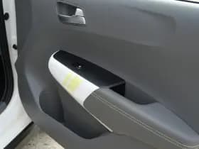 Kia Picanto 1.0 T-GDI X-LINE | LEER | NAVIGATIE | CAMERA | 100 PK | ALL-IN!! thumbnail 32