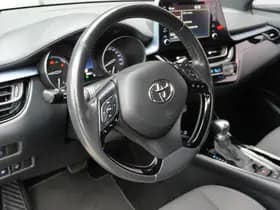 Toyota C-HR 1.8 HYBRID STYLE | A.C.C. | CAMERA | ALL-SEASON | DEALER ONDERHOUDEN!! thumbnail 24