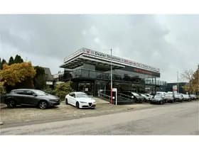 Toyota C-HR 1.8 HYBRID STYLE | A.C.C. | CAMERA | ALL-SEASON | DEALER ONDERHOUDEN!! thumbnail 37