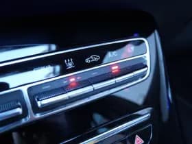 Mercedes-Benz EQC 400 4MATIC AMG 80 kWh | A.C.C | BURMESTER | DAK | TREKHAAK | SOH 94%!! thumbnail 32