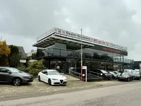 Mercedes-Benz EQC 400 4MATIC AMG 80 kWh | A.C.C | BURMESTER | DAK | TREKHAAK | SOH 94%!! thumbnail 40