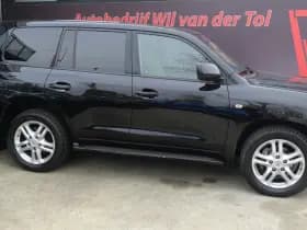 Mercedes-Benz EQC 400 4MATIC AMG 80 kWh | A.C.C | BURMESTER | DAK | TREKHAAK | SOH 94%!! thumbnail 5