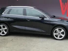 Audi A3 Sportback 35 TFSI S-LINE | AUTOMAAT | VIRTUAL | A.C.C | CARPLAY | ALL-SEASON!! thumbnail 3