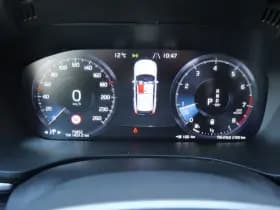 Volvo XC60 2.0 B5 INSCRIPTION | PANORAMA | LEER | H.U.D | HARMAN KARDON | 360 CAMERA | LED!! thumbnail 16