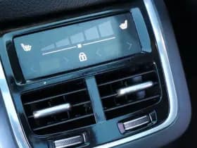 Volvo XC60 2.0 B5 INSCRIPTION | PANORAMA | LEER | H.U.D | HARMAN KARDON | 360 CAMERA | LED!! thumbnail 23