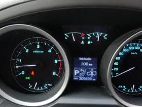 Toyota Land Cruiser V8 4.5 D-4D EXECUTIVE 7P. | OPEN DAK | 1e EIGENAAR | CAMERA | GEEN TREKHAAK!! thumbnail 40