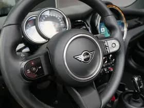 MINI Cooper thumbnail 9