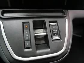 Peugeot E-Expert PREMIUM 75 kWh | LANG | CARPLAY | CRUISE | AIRCO | APK 02-2027!! thumbnail 15