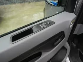 Peugeot E-Expert PREMIUM 75 kWh | LANG | CARPLAY | CRUISE | AIRCO | APK 02-2027!! thumbnail 16