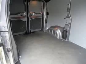 Peugeot E-Expert PREMIUM 75 kWh | LANG | CARPLAY | CRUISE | AIRCO | APK 02-2027!! thumbnail 22