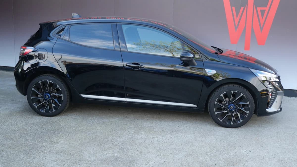 Renault Clio — foto 1