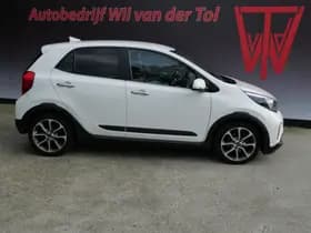 Mazda 2 thumbnail 11