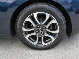 Mazda 2 thumbnail 32