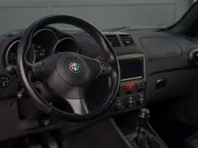 Alfa Romeo Romeo 147 3.2 V6 GTA thumbnail 7