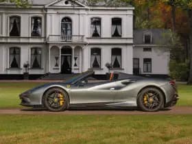 Ferrari F8 Spider 3.9 V8 HELE
