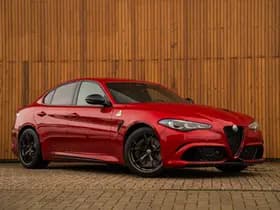 Alfa Romeo Romeo Giulia 2.9 V6 Quadrifoglio MY25 thumbnail 3