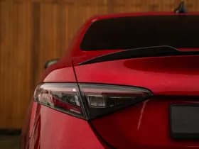 Alfa Romeo Romeo Giulia 2.9 V6 Quadrifoglio MY25 thumbnail 26