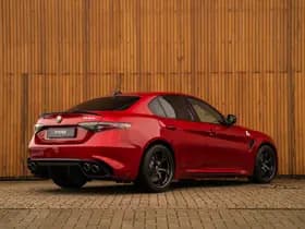 Alfa Romeo Romeo Giulia 2.9 V6 Quadrifoglio MY25 thumbnail 4