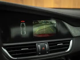 Alfa Romeo Romeo Giulia 2.9 V6 Quadrifoglio MY25 thumbnail 34