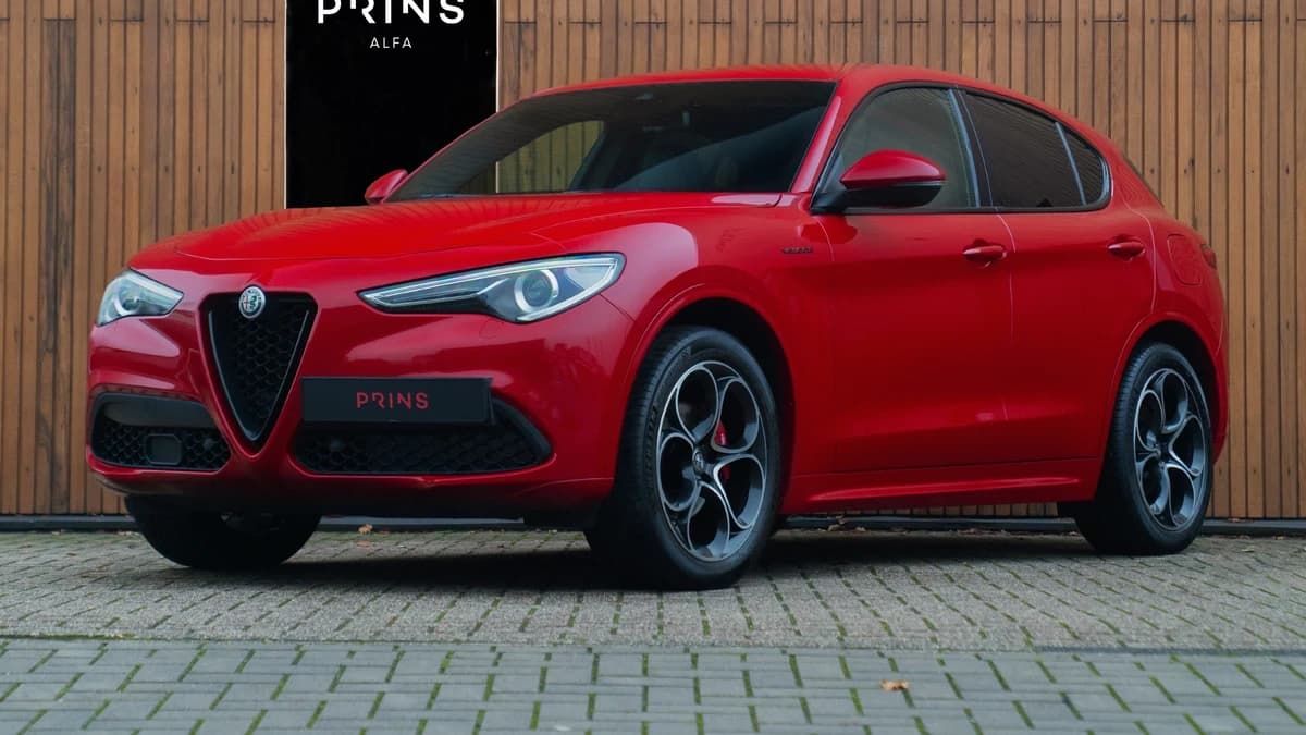 Alfa Romeo Romeo Stelvio 2.0T AWD Veloce 320pk — foto 1