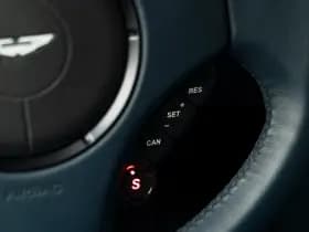 Aston Martin Vanquish 6.0 V12 Touchtronic thumbnail 46