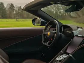 Ferrari Roma Spider 3.9 V8 thumbnail 30