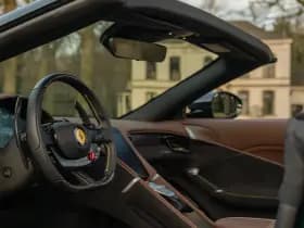 Ferrari Roma Spider 3.9 V8 thumbnail 7