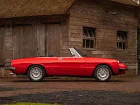 Alfa Romeo Romeo Spider 2000 Veloce