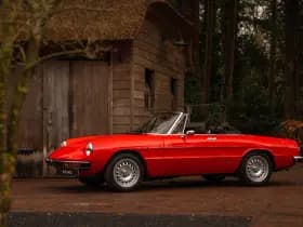 Alfa Romeo Romeo Spider 2000 Veloce thumbnail 3