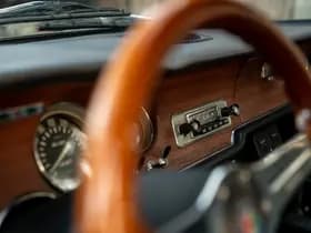 Alfa Romeo Romeo GT 1300 Junior thumbnail 12