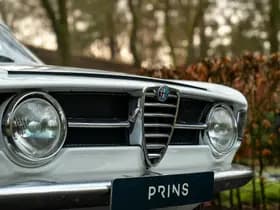 Alfa Romeo Romeo GT 1300 Junior thumbnail 14