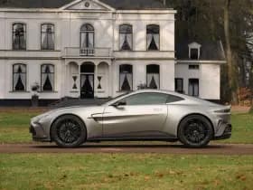 Aston Martin Vantage 4.0 V8